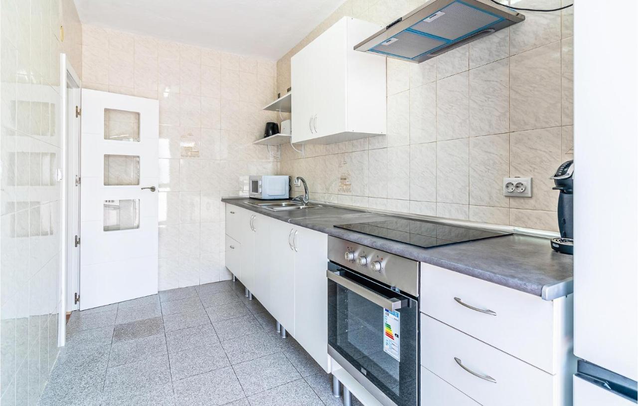 Beautiful Apartment In Cordoba With Kitchenette Экстерьер фото